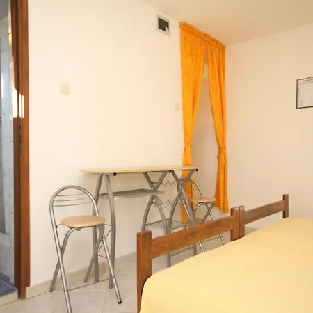 Διαμέρισμα With A Parking Space Rukavac, Vis - 8863 Rukavac (Vis)