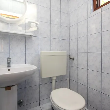 Διαμέρισμα With A Parking Space Rukavac, Vis - 8863 Rukavac (Vis)