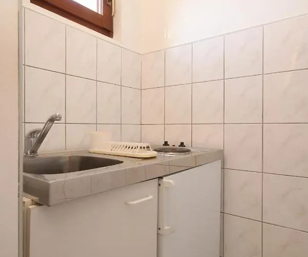 Διαμέρισμα With A Parking Space Rukavac, Vis - 8863 Rukavac (Vis)